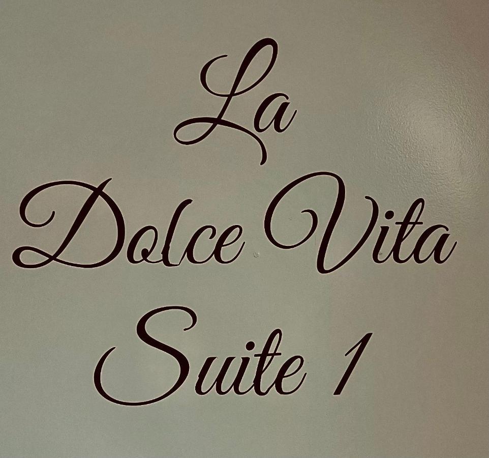 La Dolce Vita Suites Leeuwarden Ngoại thất bức ảnh